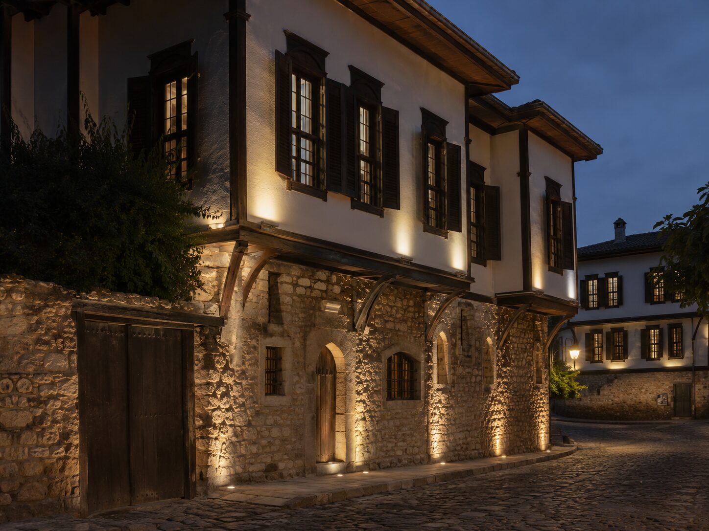Safranbolu taş mimarisinde wall grazing doku vurgusu